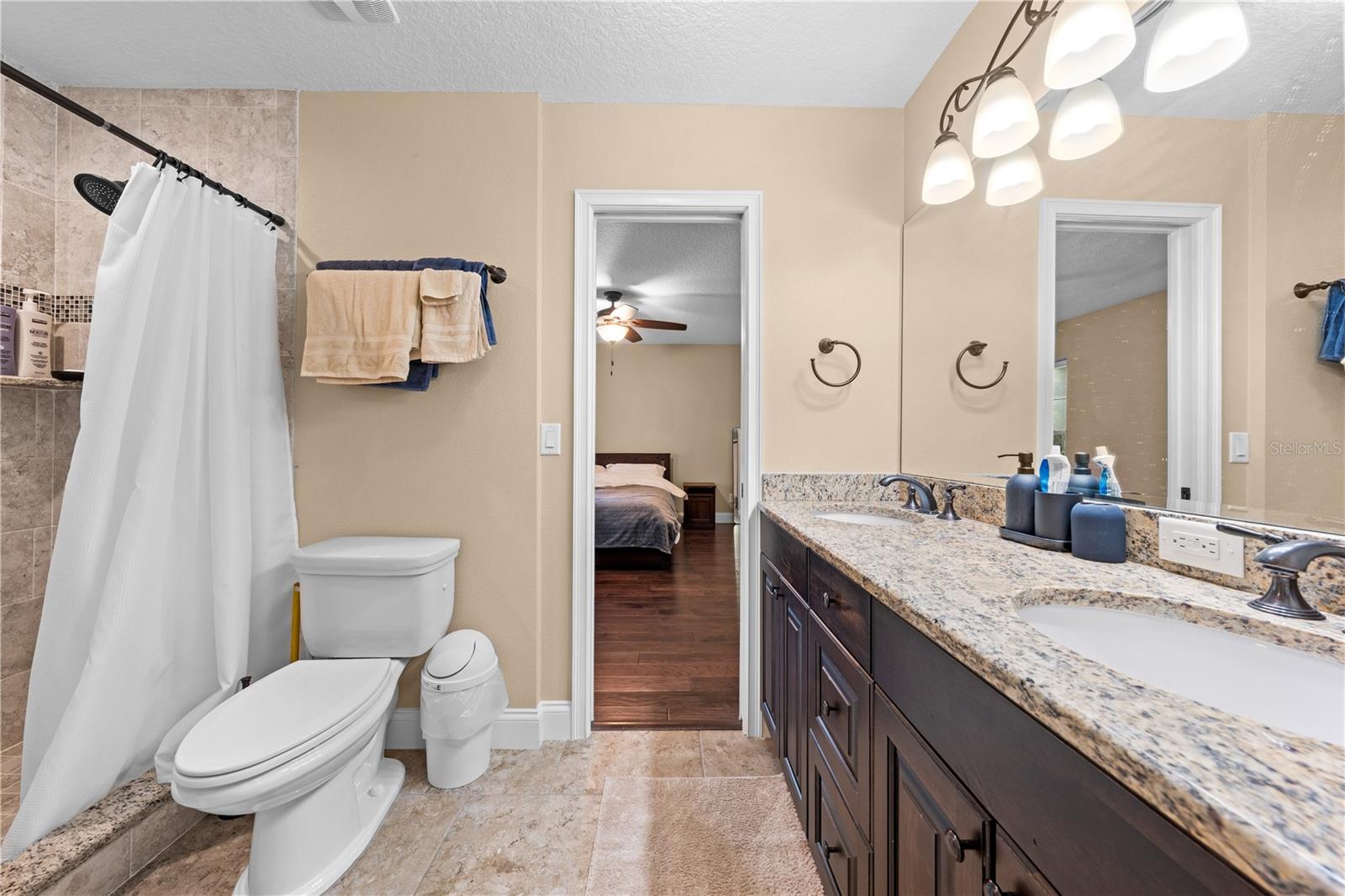 Image 35 of 76 For 860 Shore Drive