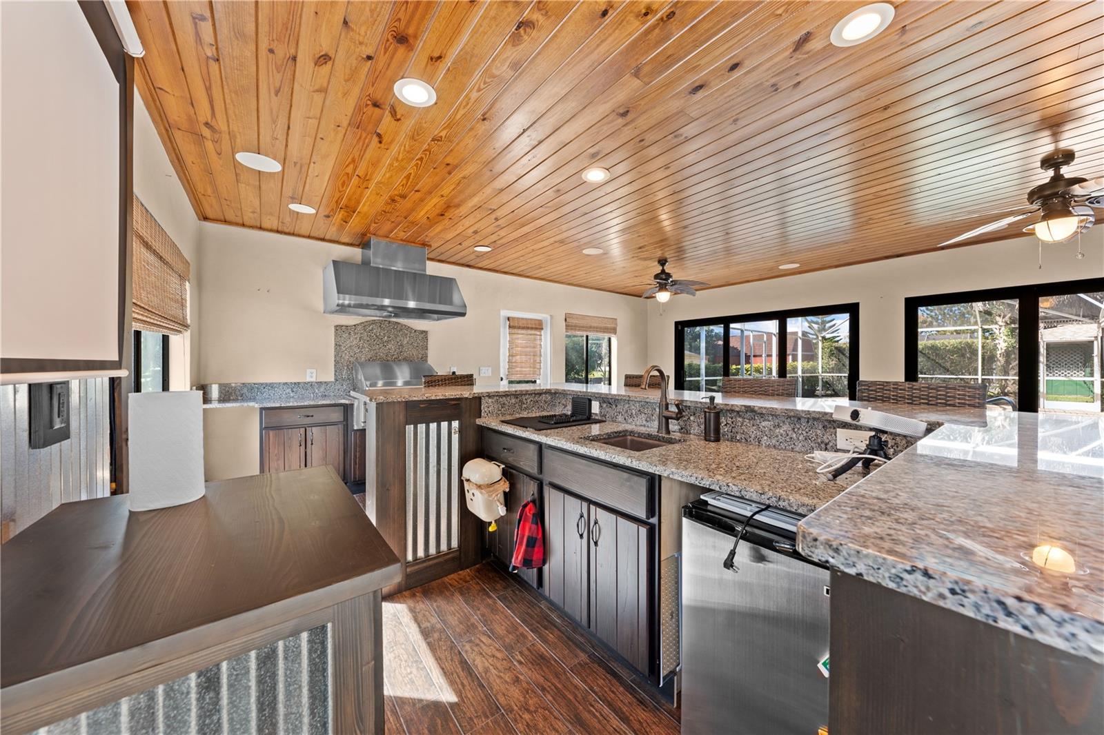 Image 44 of 76 For 860 Shore Drive