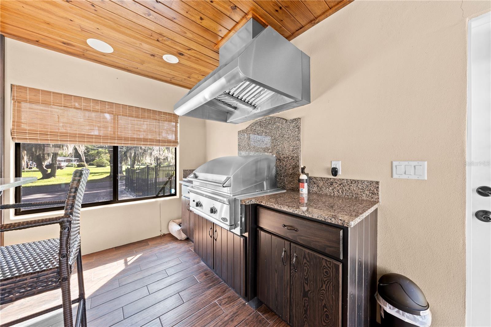 Image 47 of 76 For 860 Shore Drive