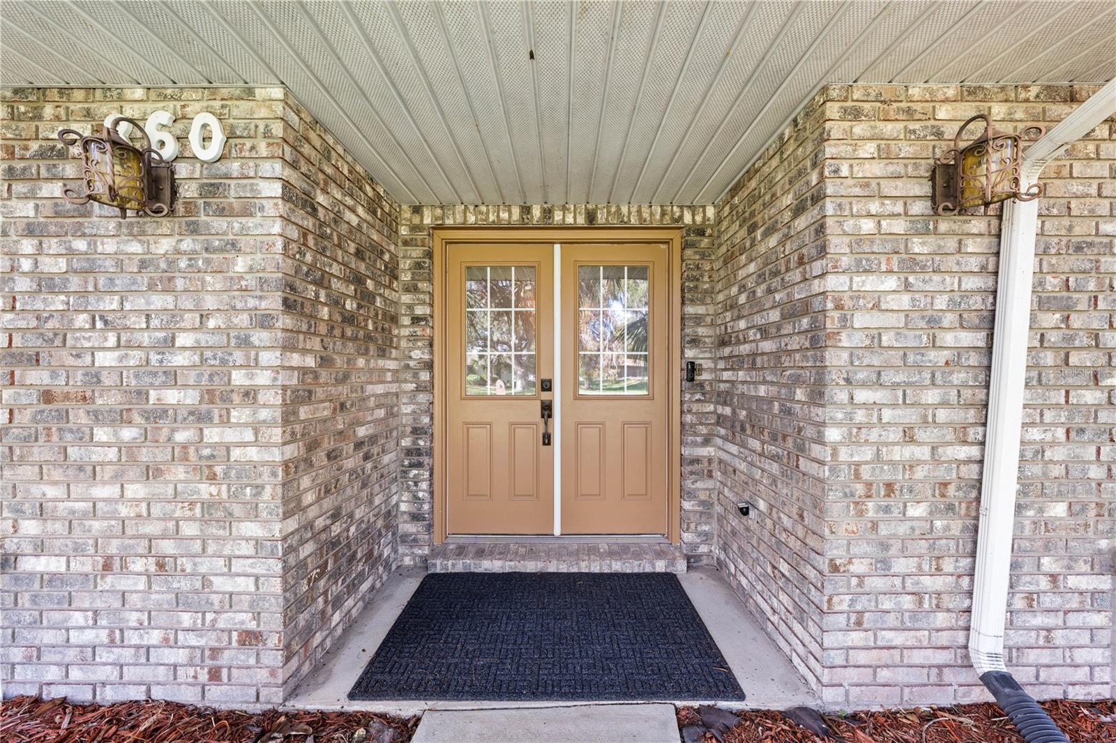 Image 5 of 76 For 860 Shore Drive