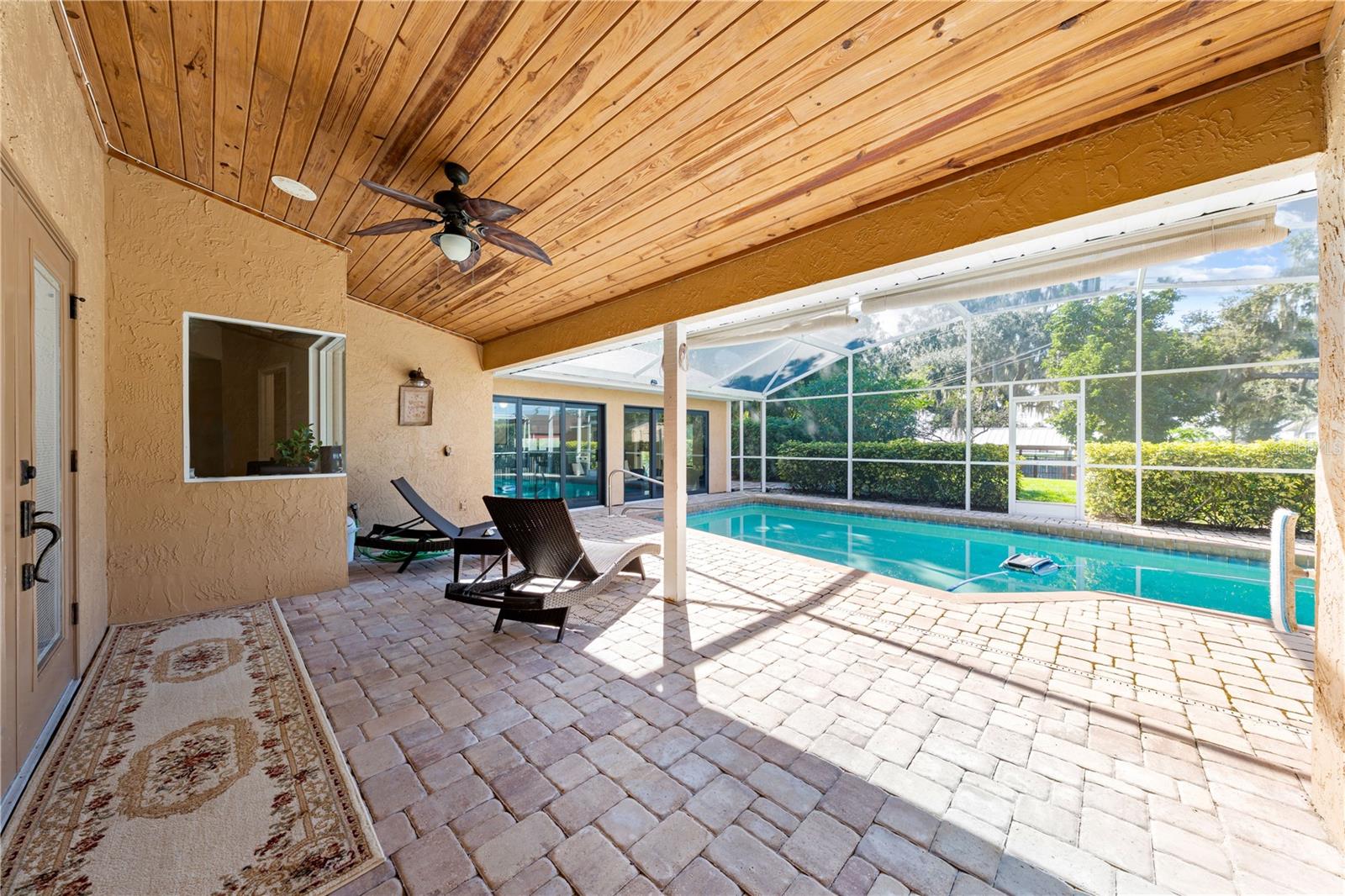 Image 51 of 76 For 860 Shore Drive