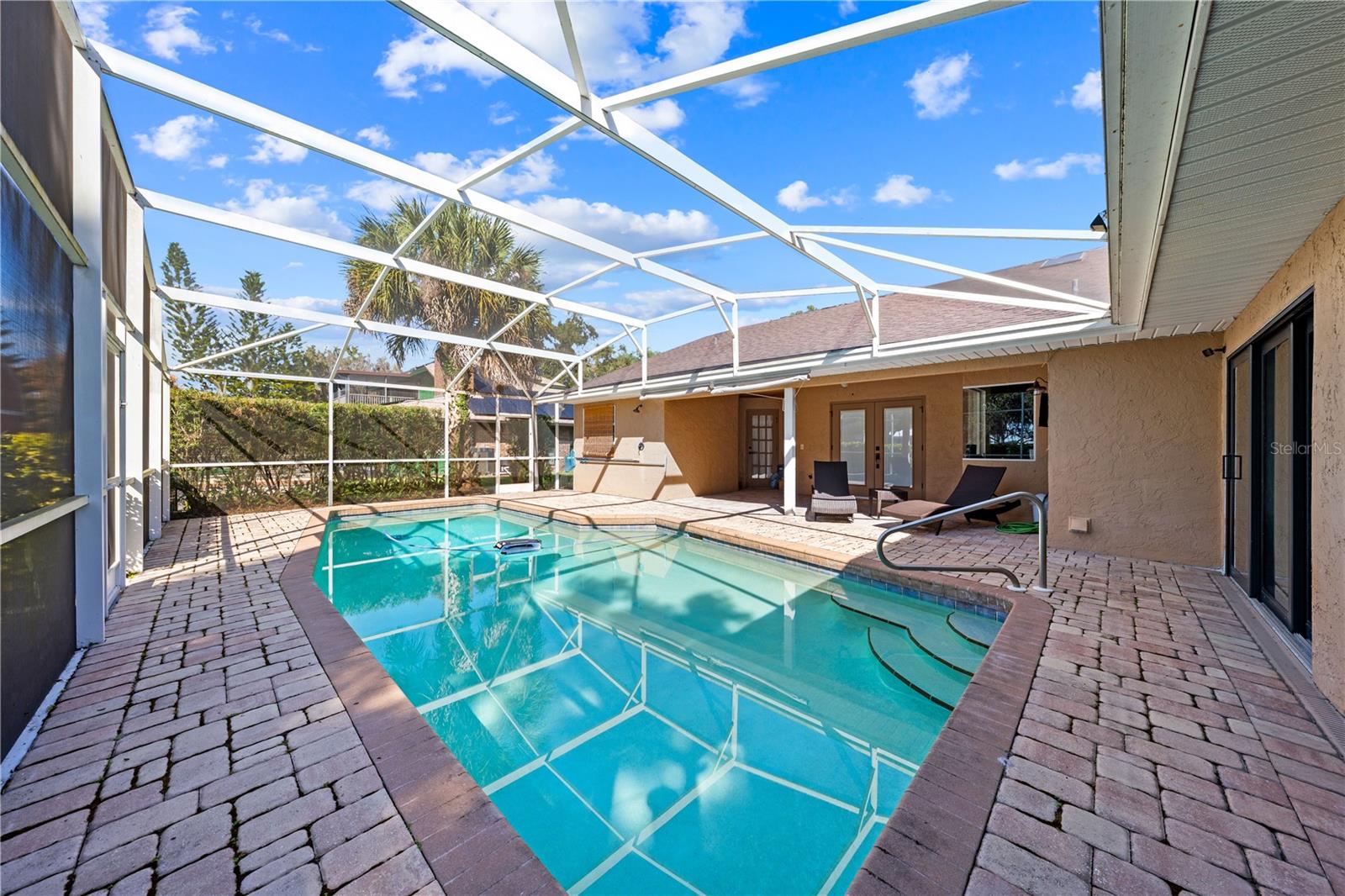 Image 53 of 76 For 860 Shore Drive