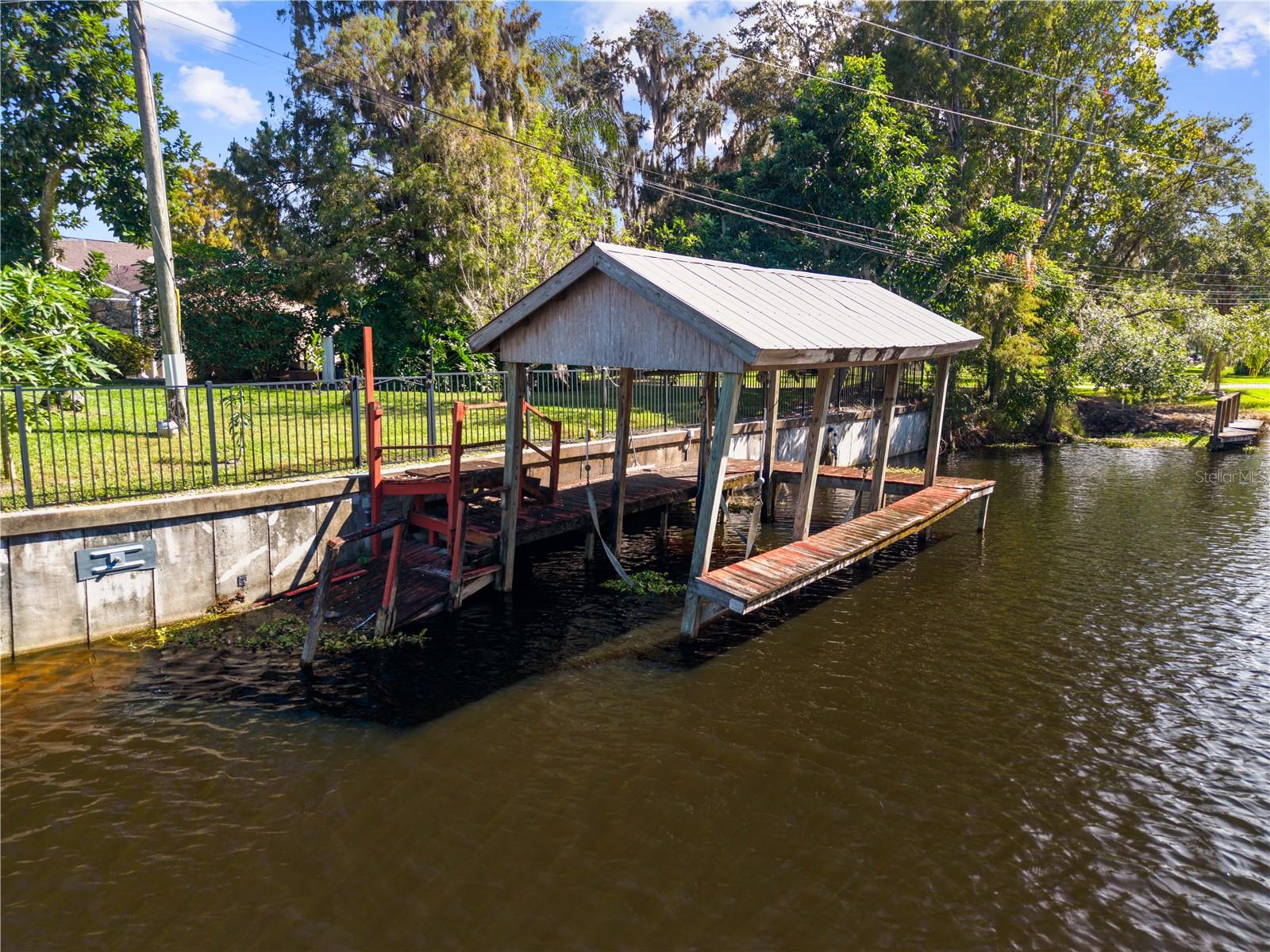 Image 62 of 76 For 860 Shore Drive