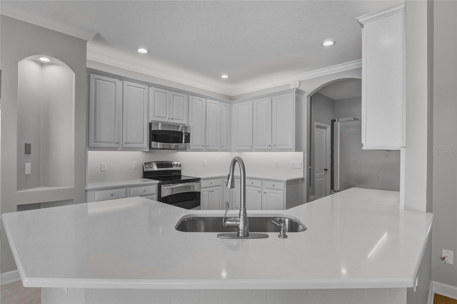 Image 11 of 36 For 2113 Stillington Street