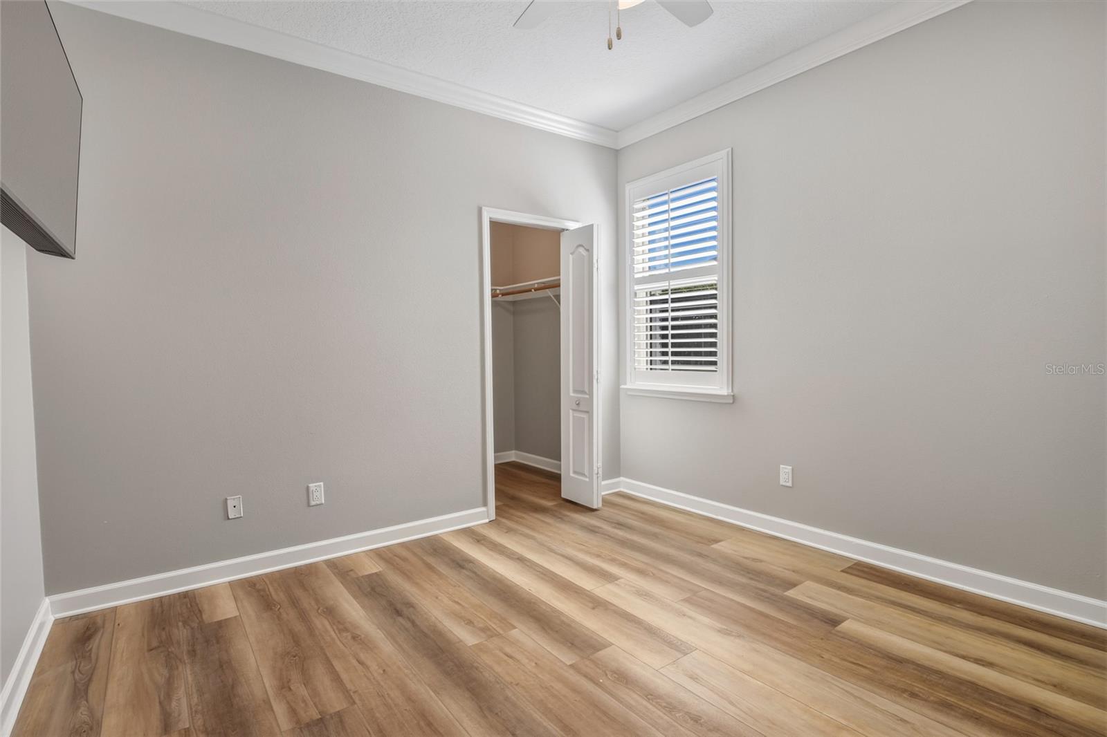 Image 17 of 36 For 2113 Stillington Street