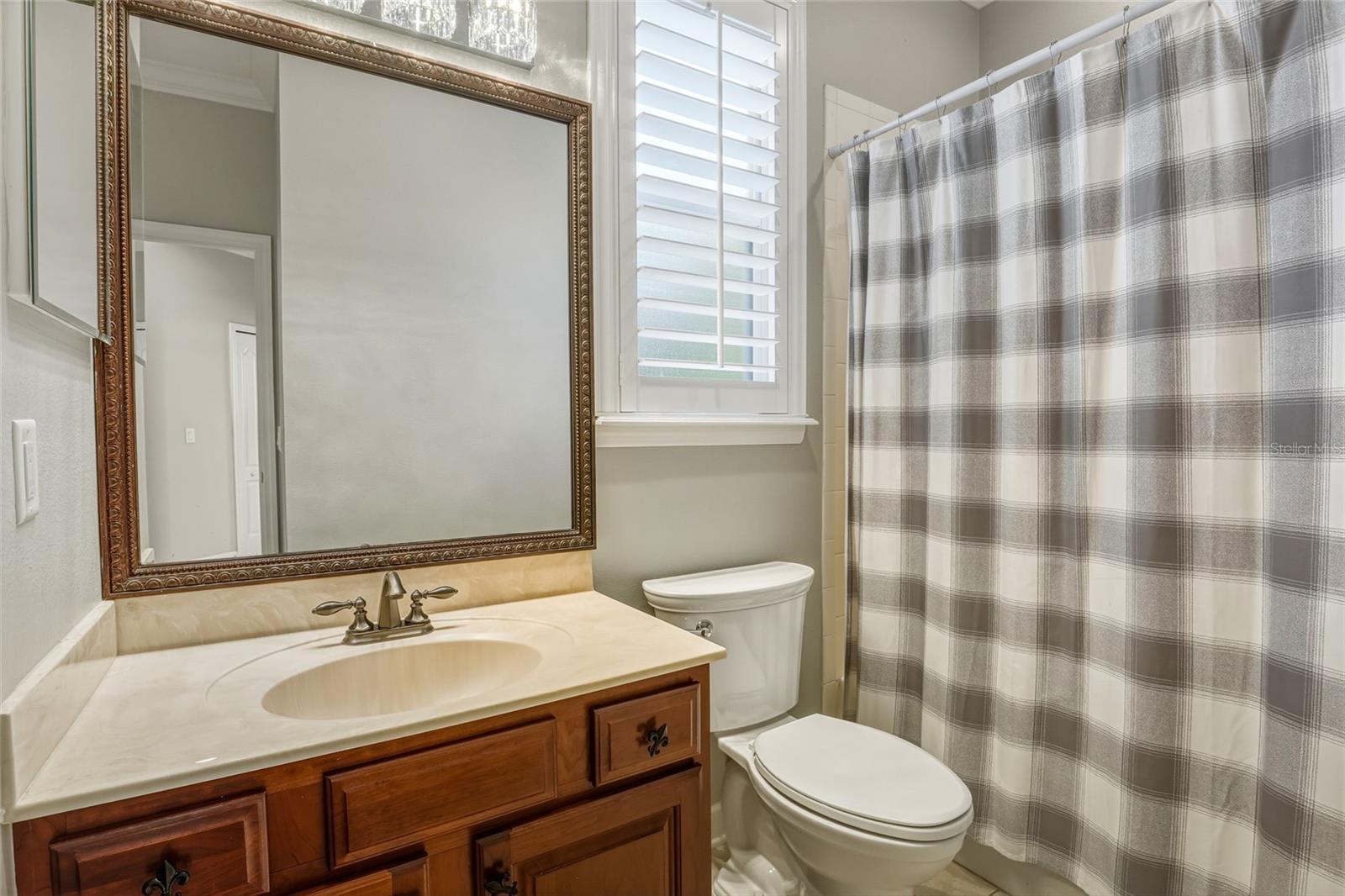 Image 18 of 36 For 2113 Stillington Street