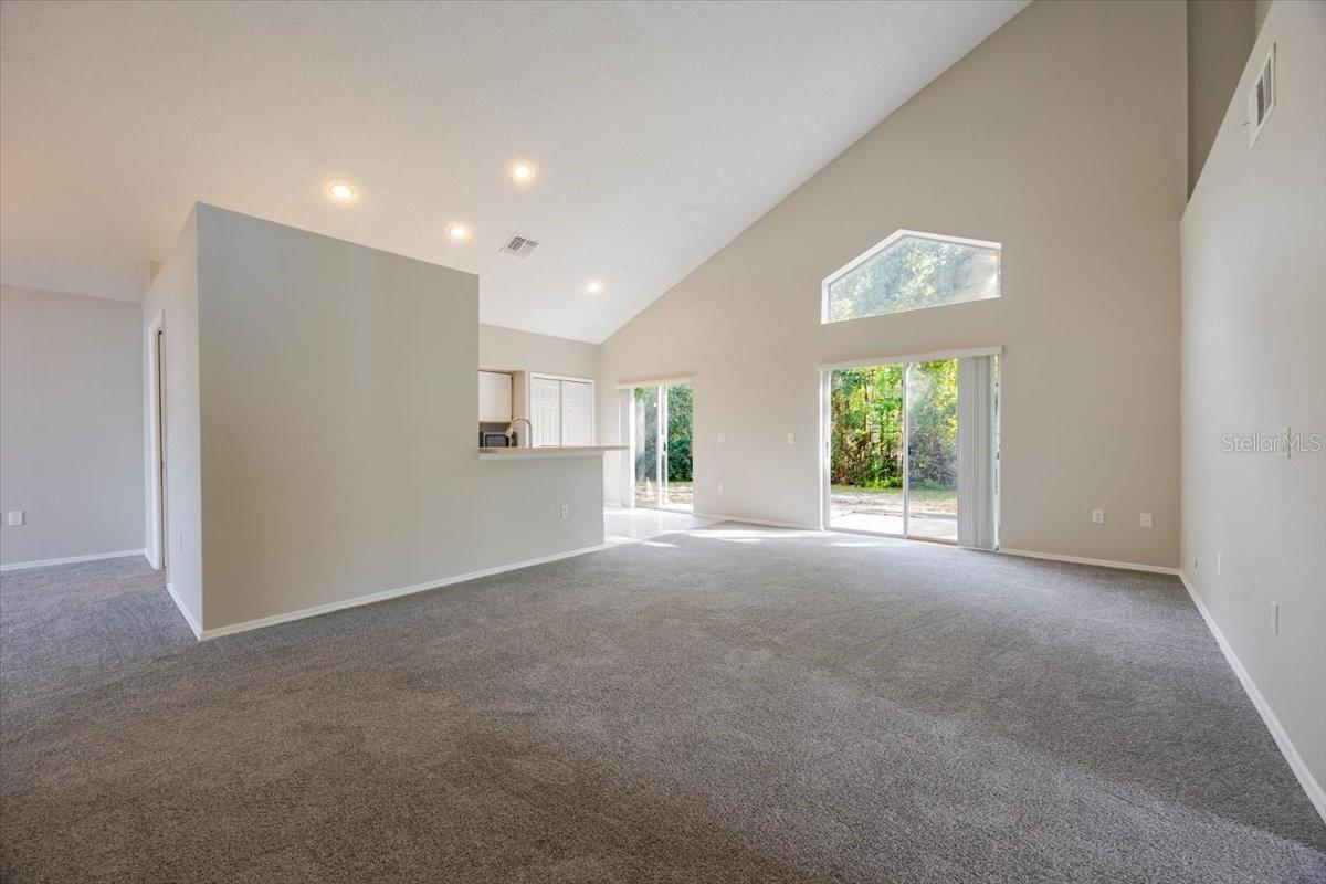 Image 10 of 32 For 14155 Ridge Creek Court