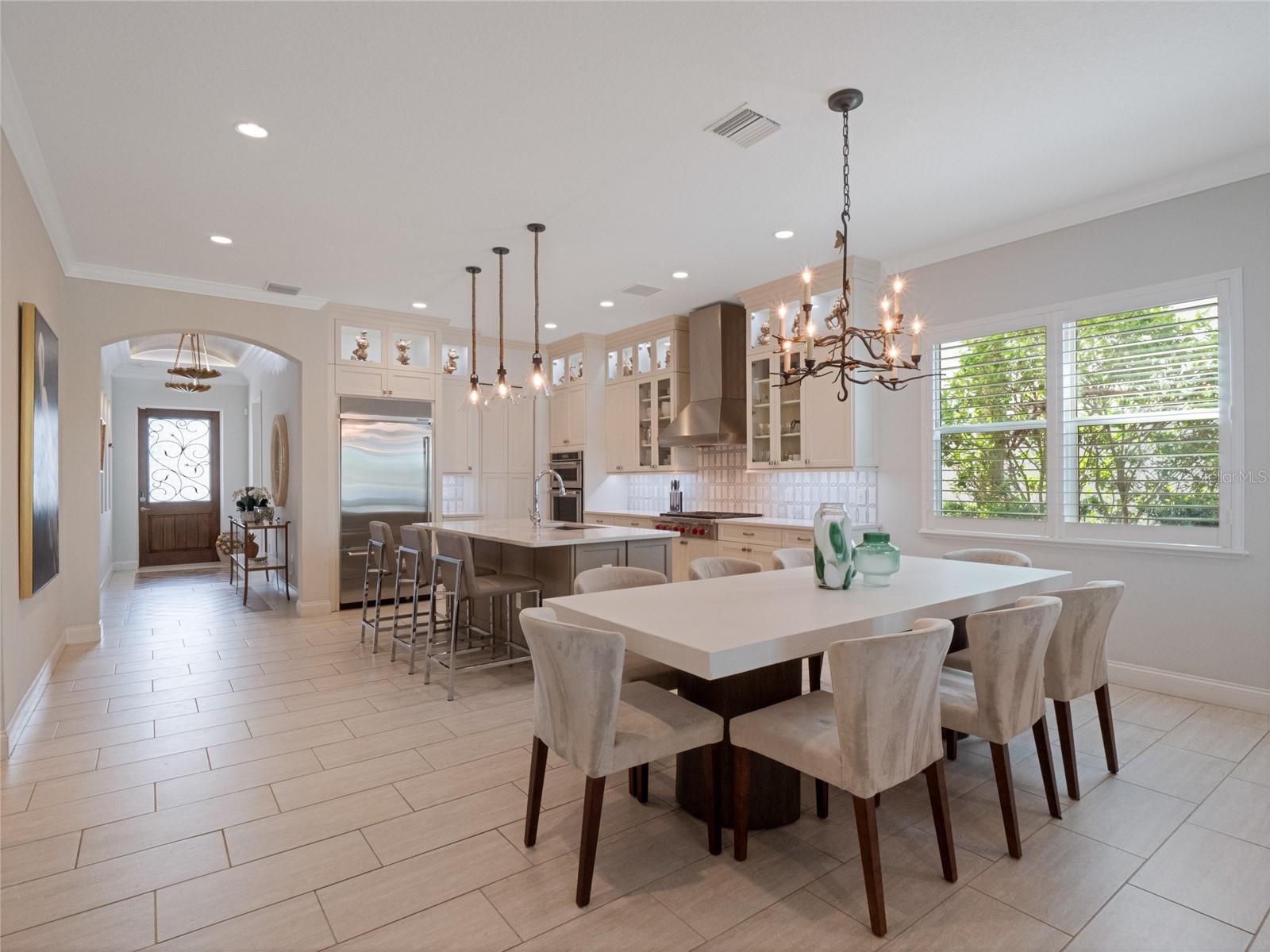 Image 13 of 66 For 10110 Royal Island Court