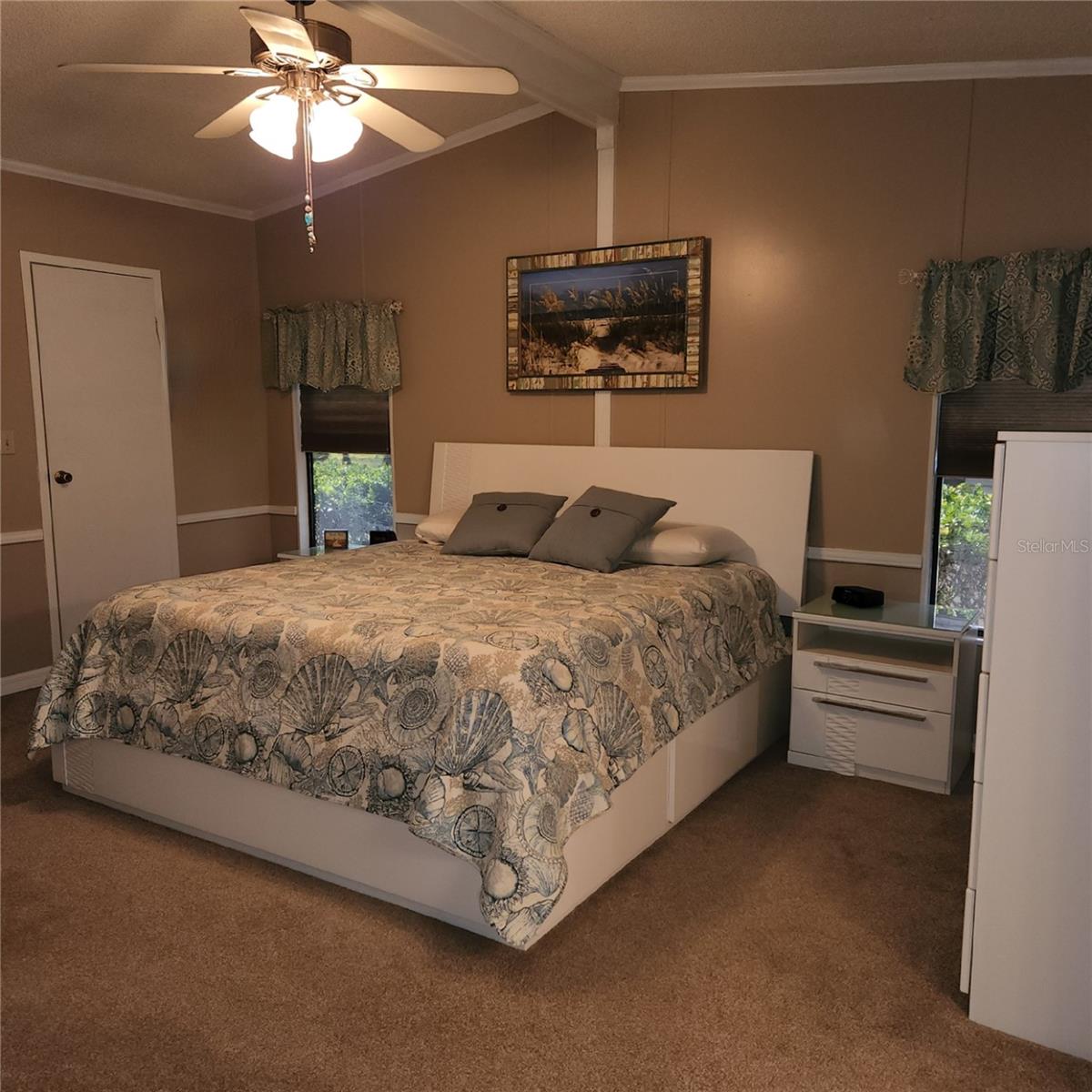 Image 8 of 94 For 38550 Ilex Trail