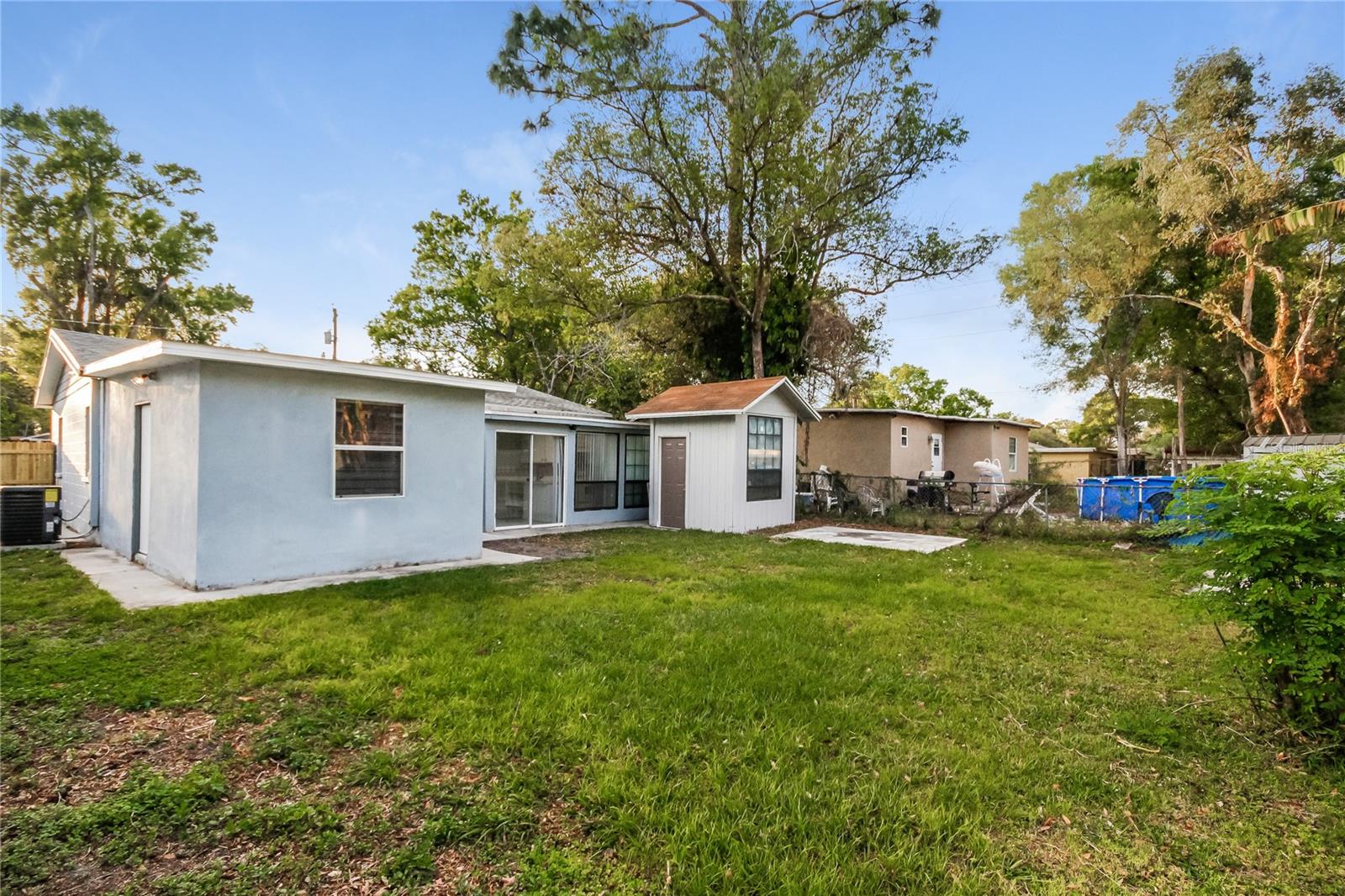 Image 14 of 16 For 6813 Clearview Avenue