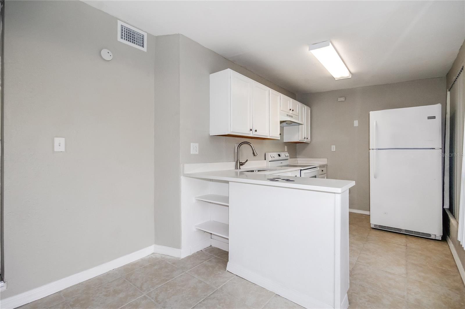 Image 5 of 16 For 6813 Clearview Avenue