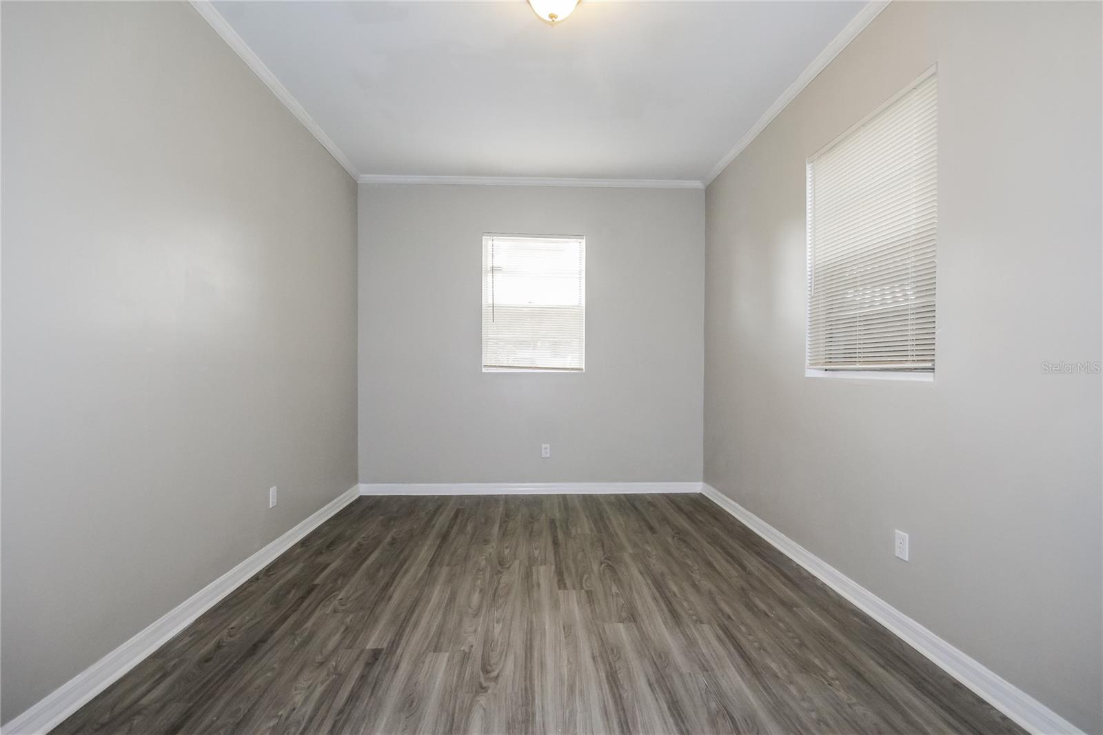 Image 8 of 16 For 6813 Clearview Avenue