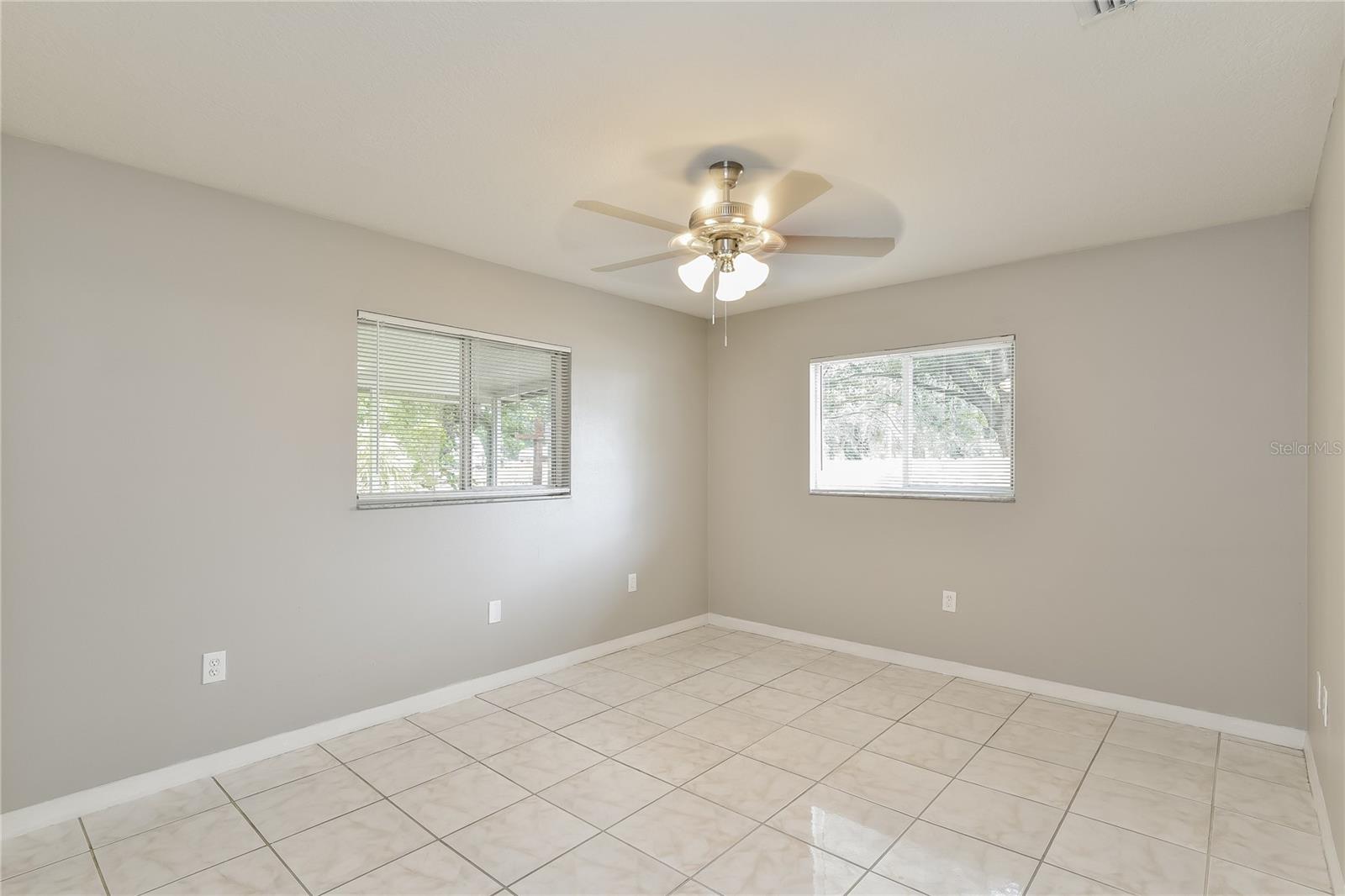 Image 10 of 16 For 604 37th Street W