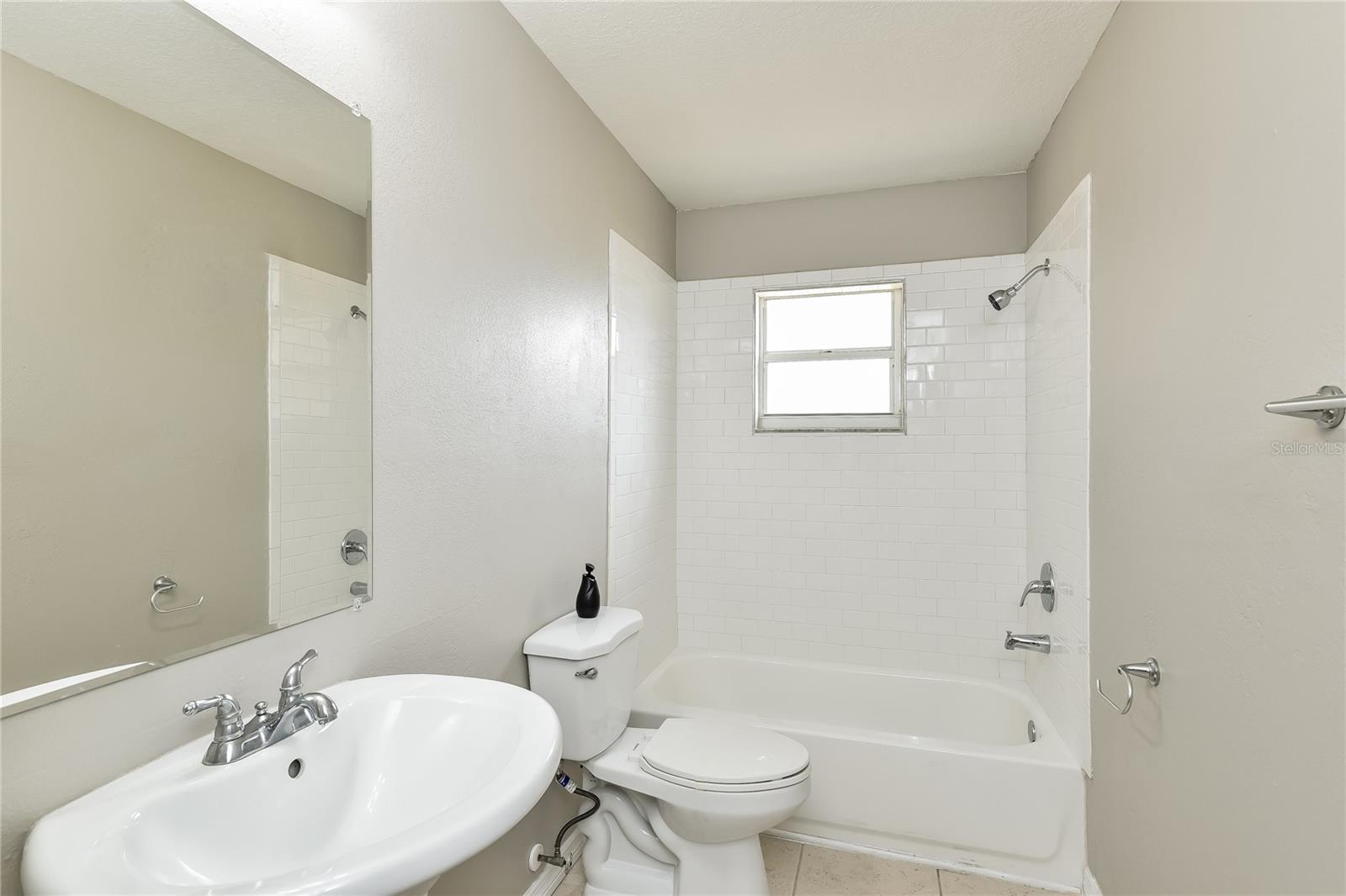 Image 12 of 16 For 604 37th Street W