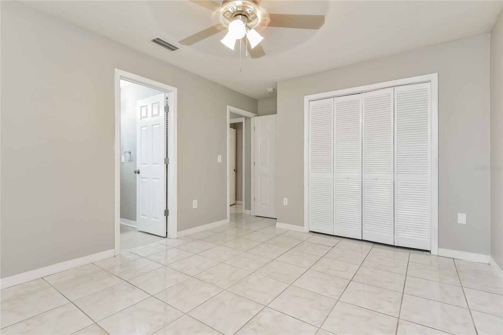 Image 7 of 16 For 604 37th Street W