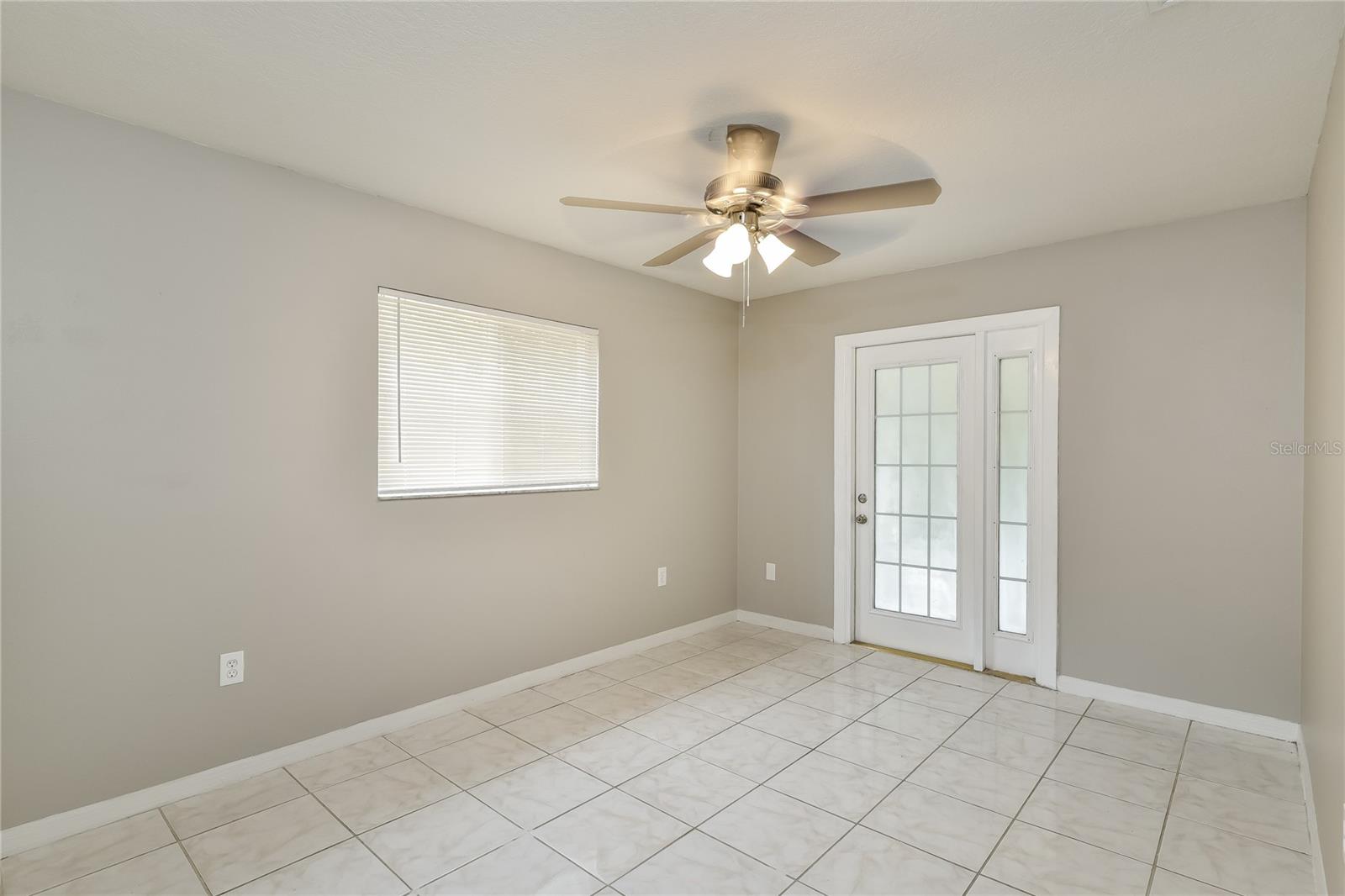 Image 9 of 16 For 604 37th Street W