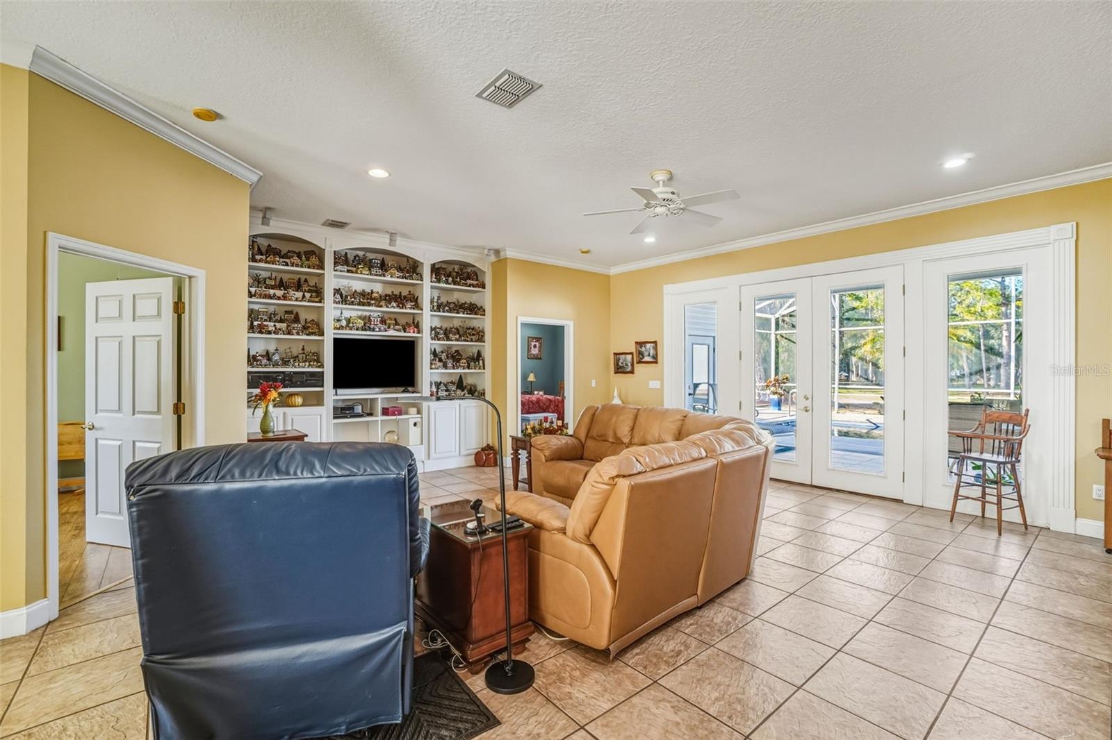 Image 11 of 45 For 2216 County Road 426