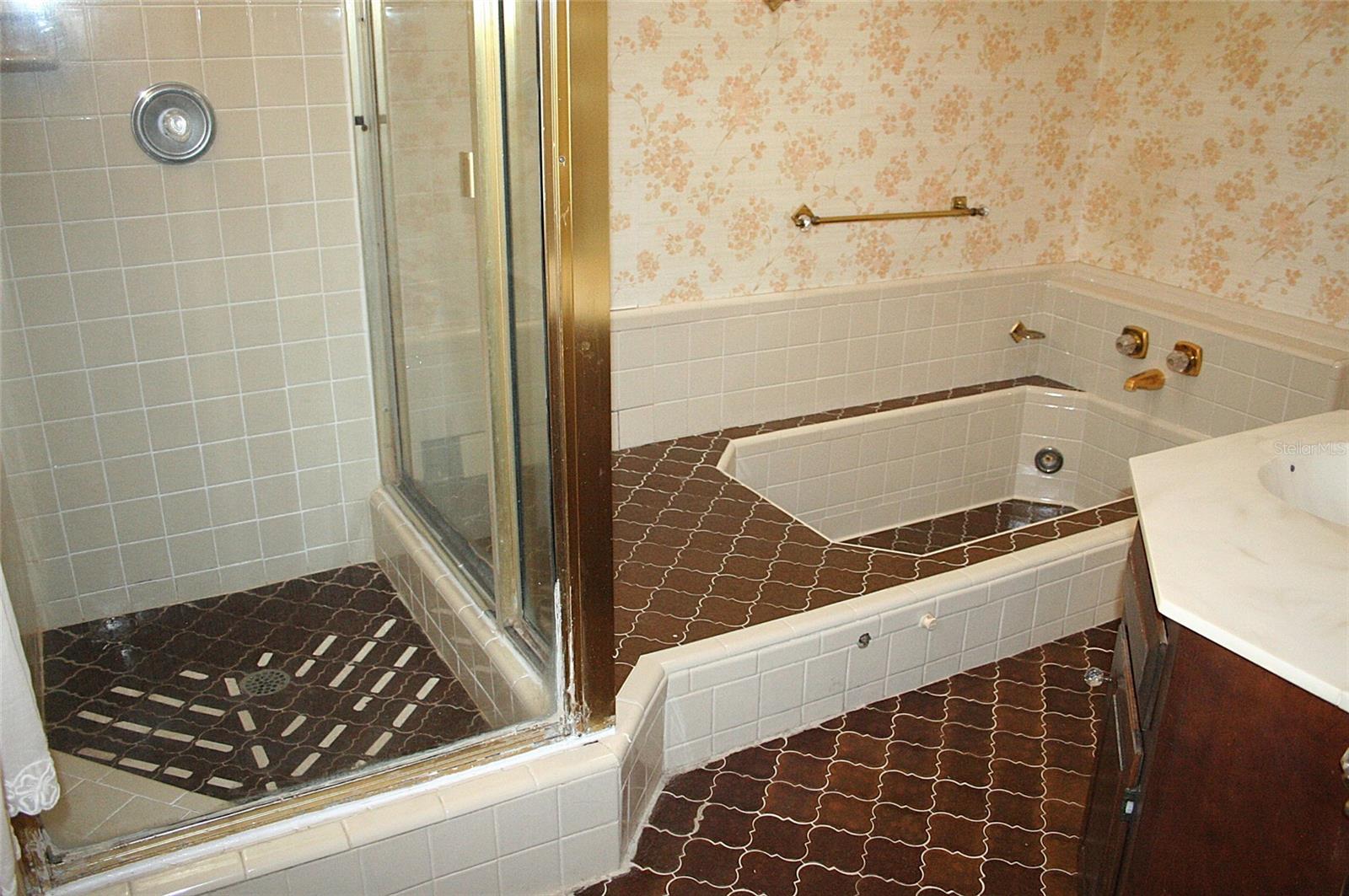 Image 25 of 53 For 122 Wisteria Drive