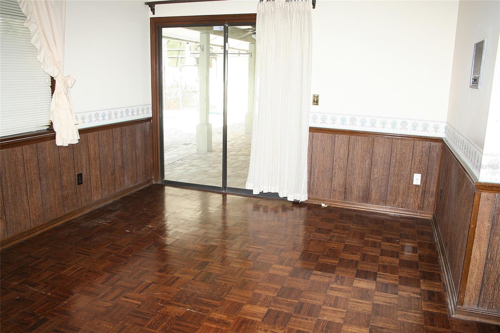 Image 26 of 53 For 122 Wisteria Drive