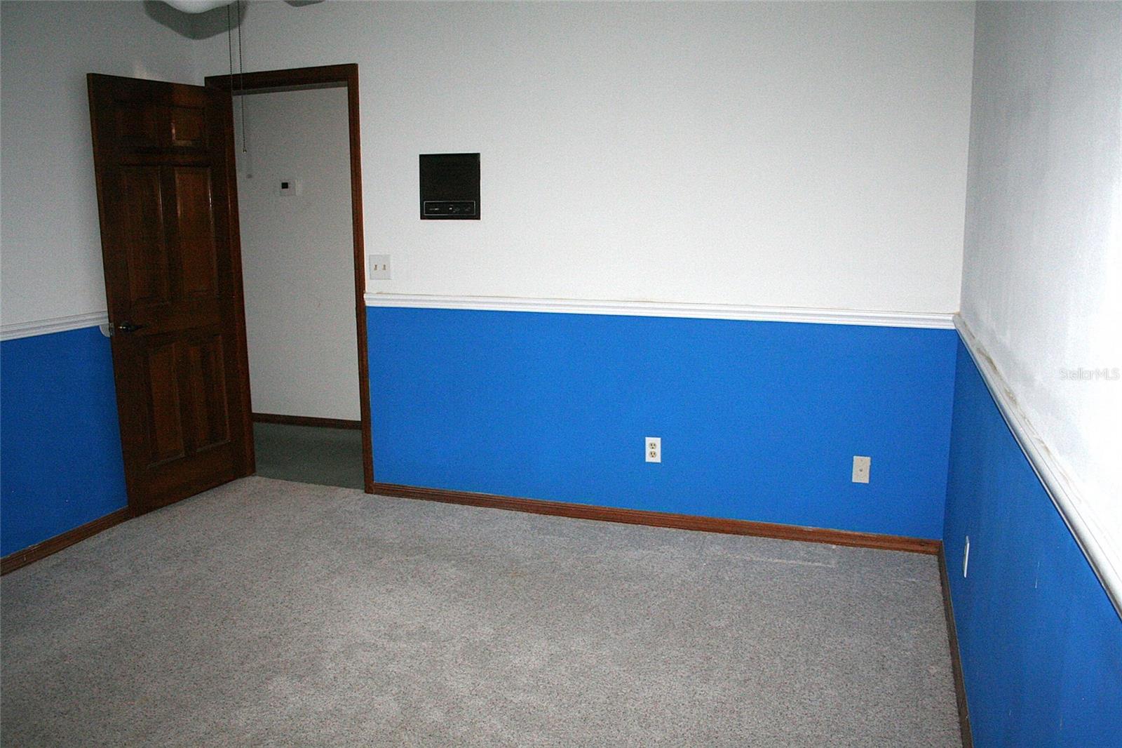 Image 33 of 53 For 122 Wisteria Drive