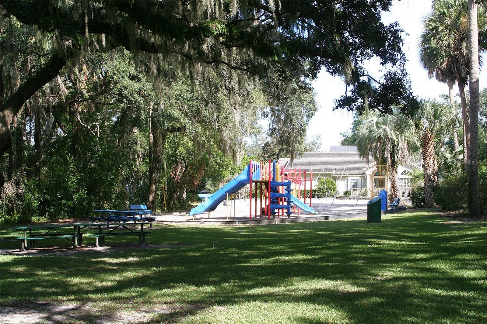 Image 50 of 53 For 122 Wisteria Drive