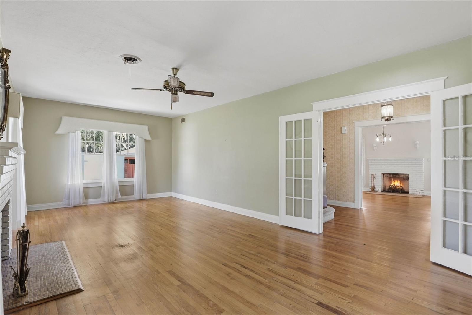 Image 14 of 40 For 457 Elliott Ave.