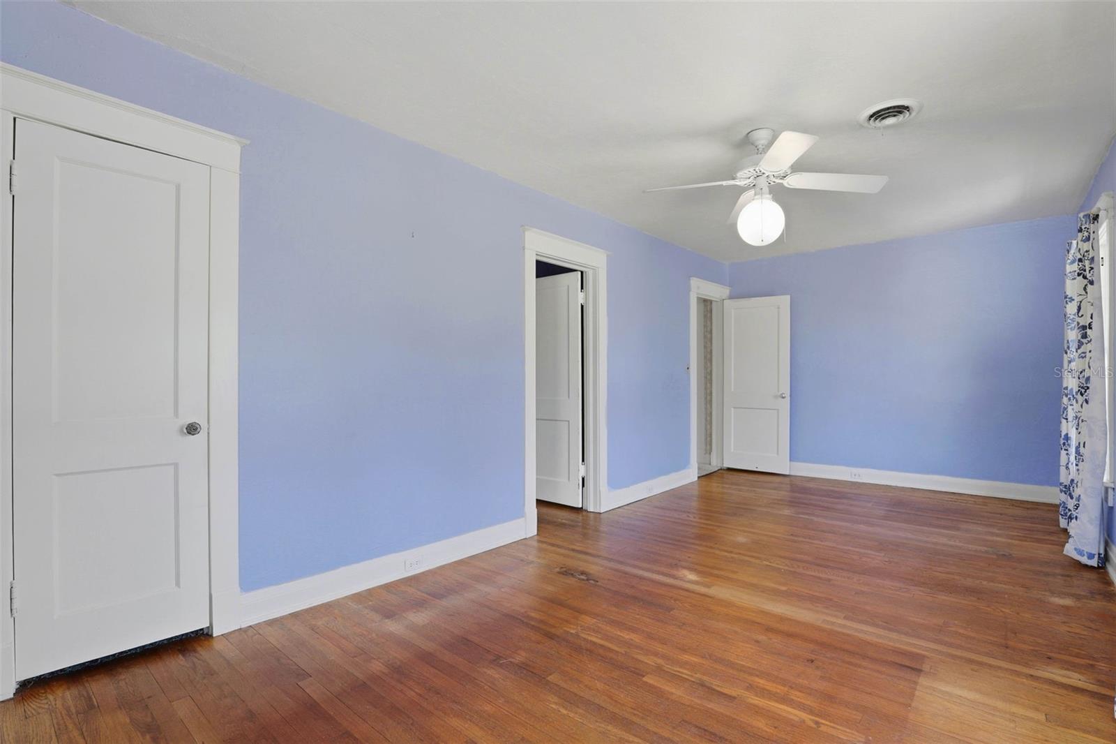 Image 24 of 40 For 457 Elliott Ave.