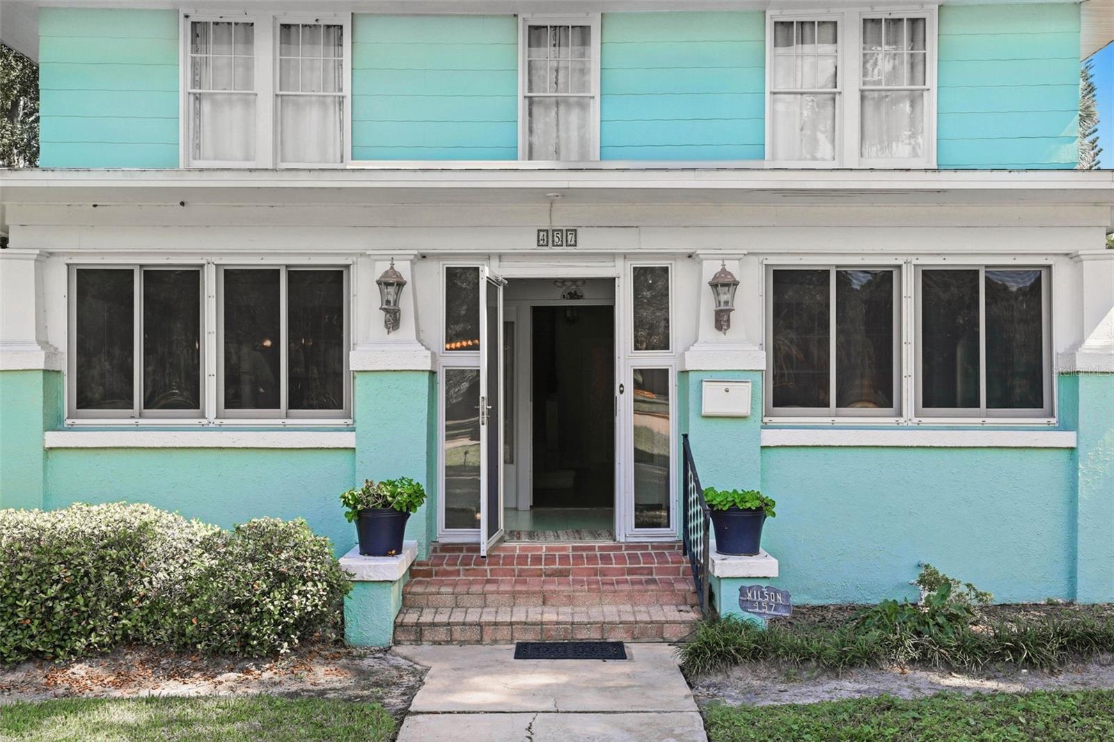 Image 3 of 40 For 457 Elliott Ave.