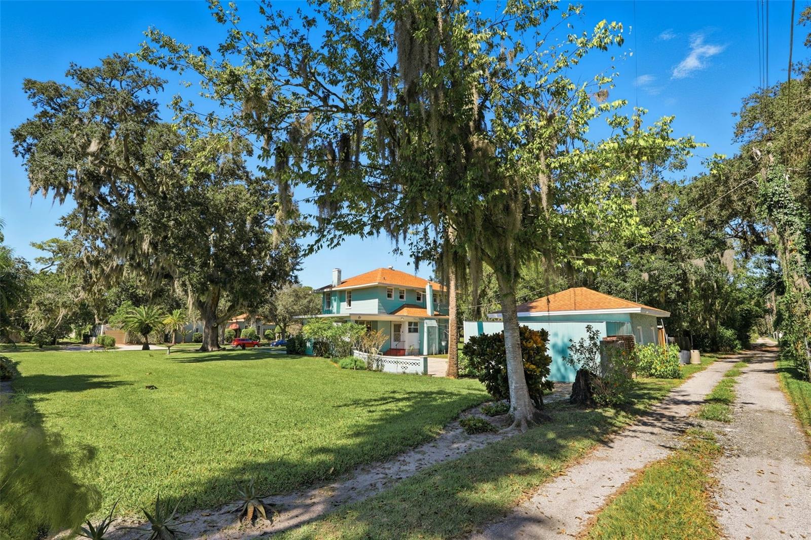 Image 35 of 40 For 457 Elliott Ave.