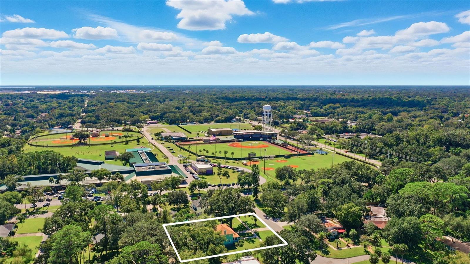 Image 7 of 40 For 457 Elliott Ave.