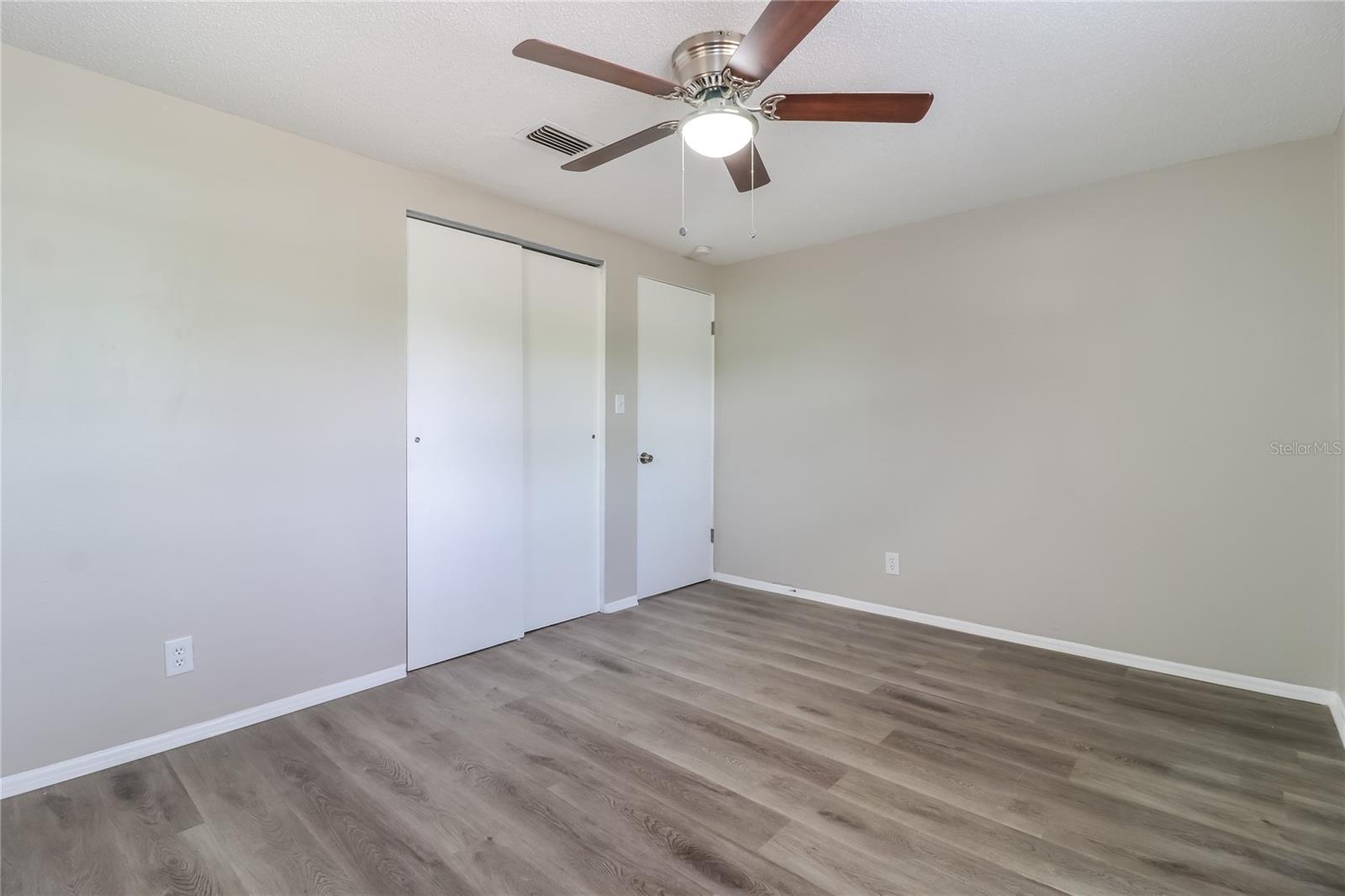 Image 8 of 16 For 3914 Deleuil Avenue