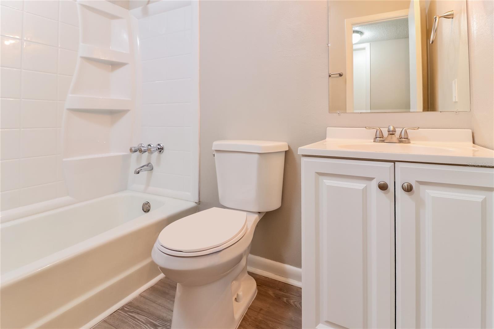 Image 12 of 16 For 7303 Willow Park Drive