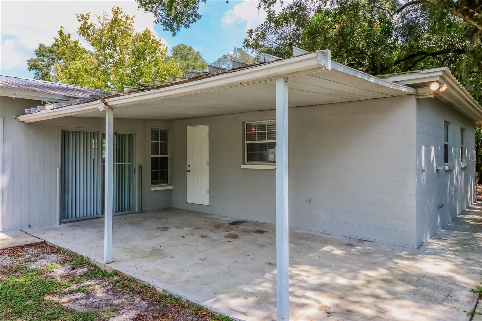 Image 13 of 16 For 7303 Willow Park Drive