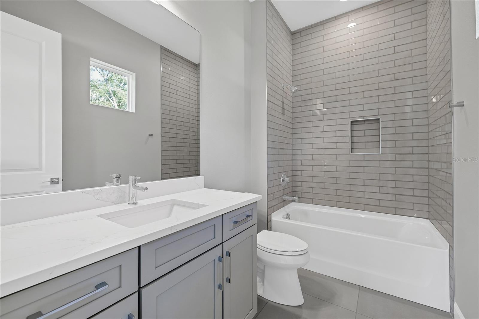 Image 30 of 53 For 55 Hazelwood Road