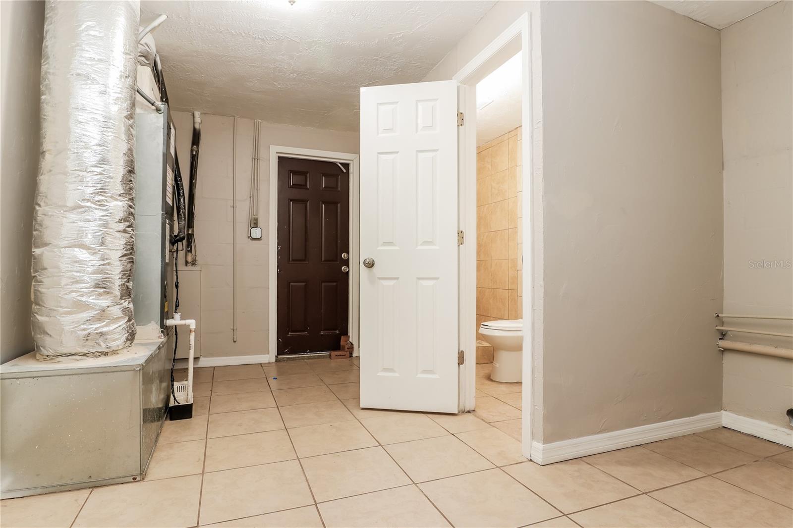 Image 7 of 16 For 3353 Trask Drive