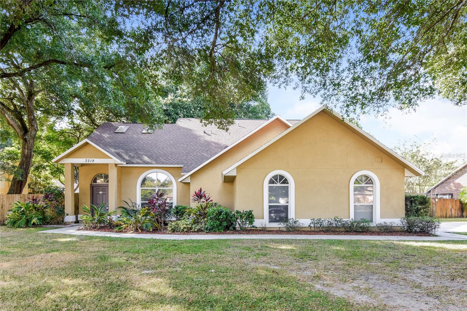 Details for 2219 Glen Mist Drive, VALRICO, FL 33594