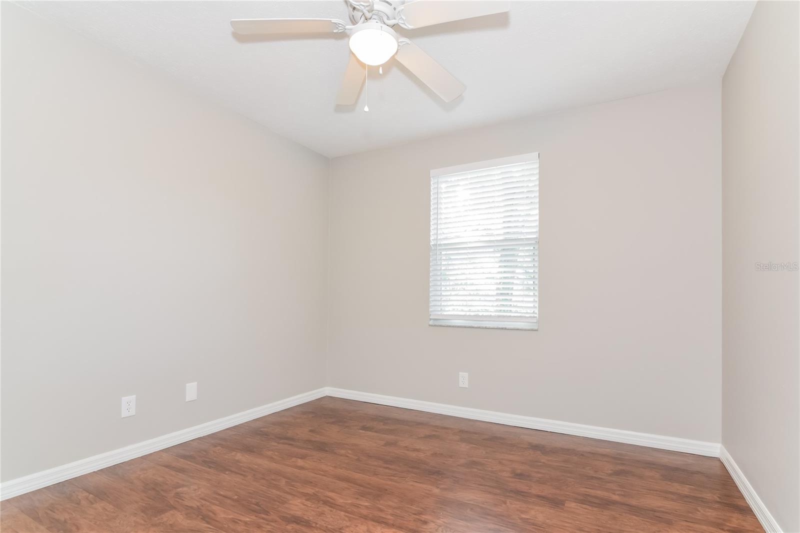 Image 11 of 17 For 2219 Glen Mist Drive