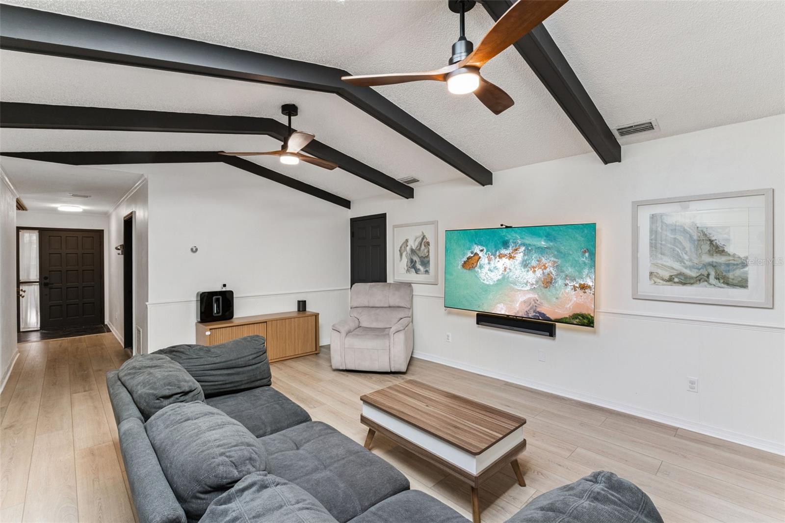 Image 18 of 44 For 1712 Golfside Drive