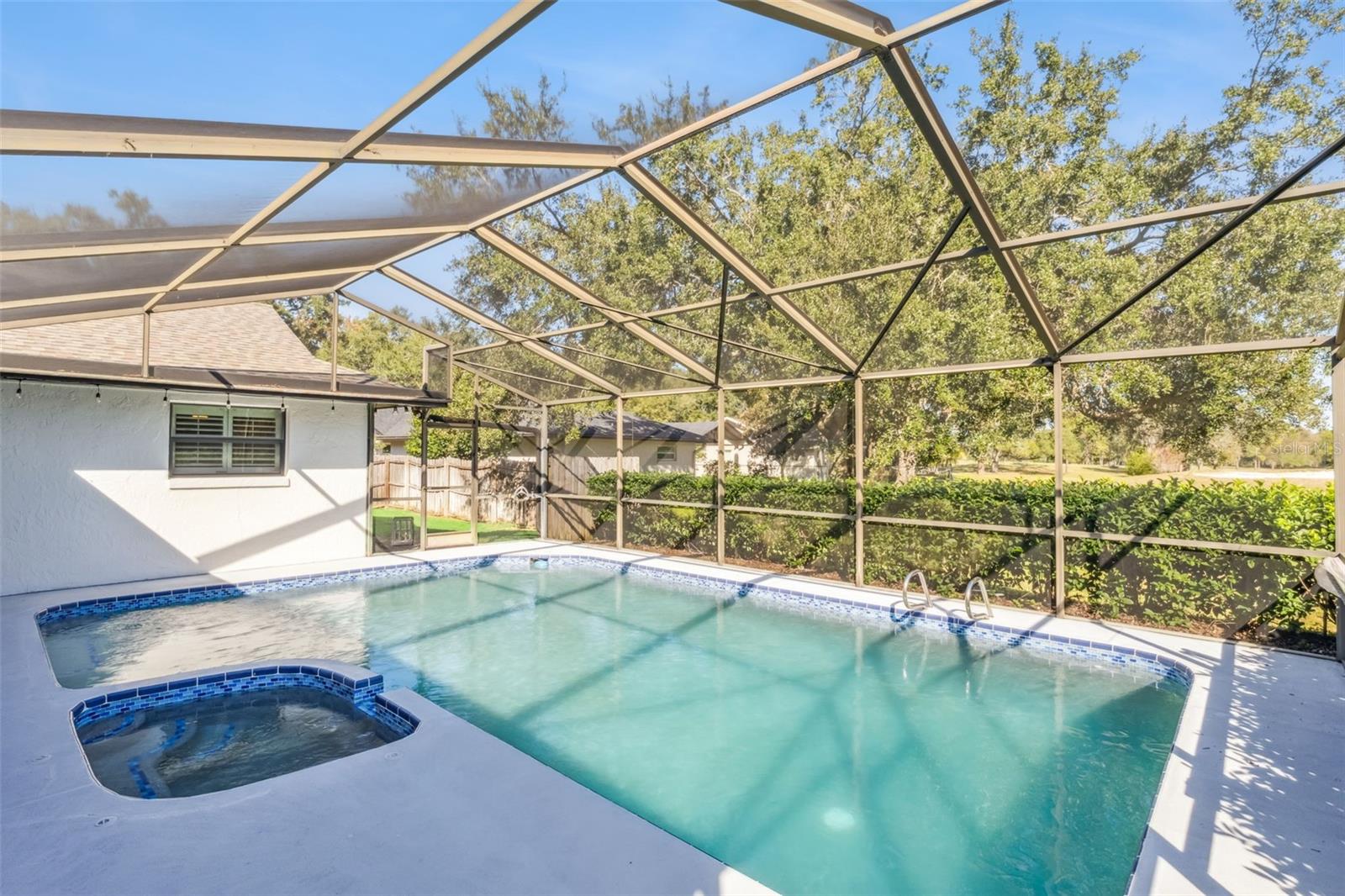 Image 32 of 44 For 1712 Golfside Drive