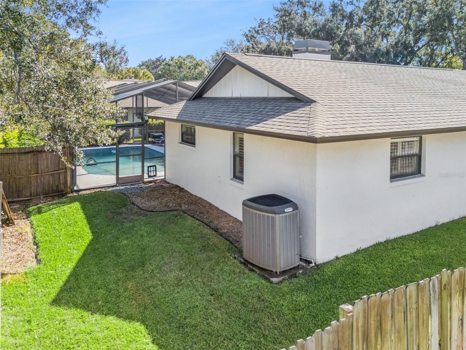 Image 35 of 44 For 1712 Golfside Drive