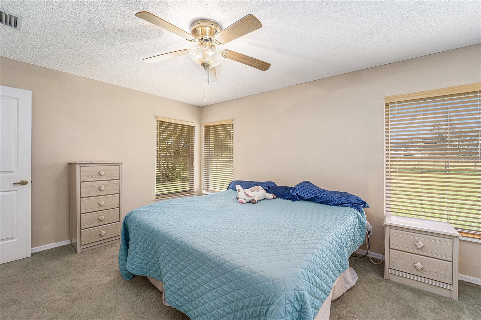 Image 18 of 35 For 518 Cr 312