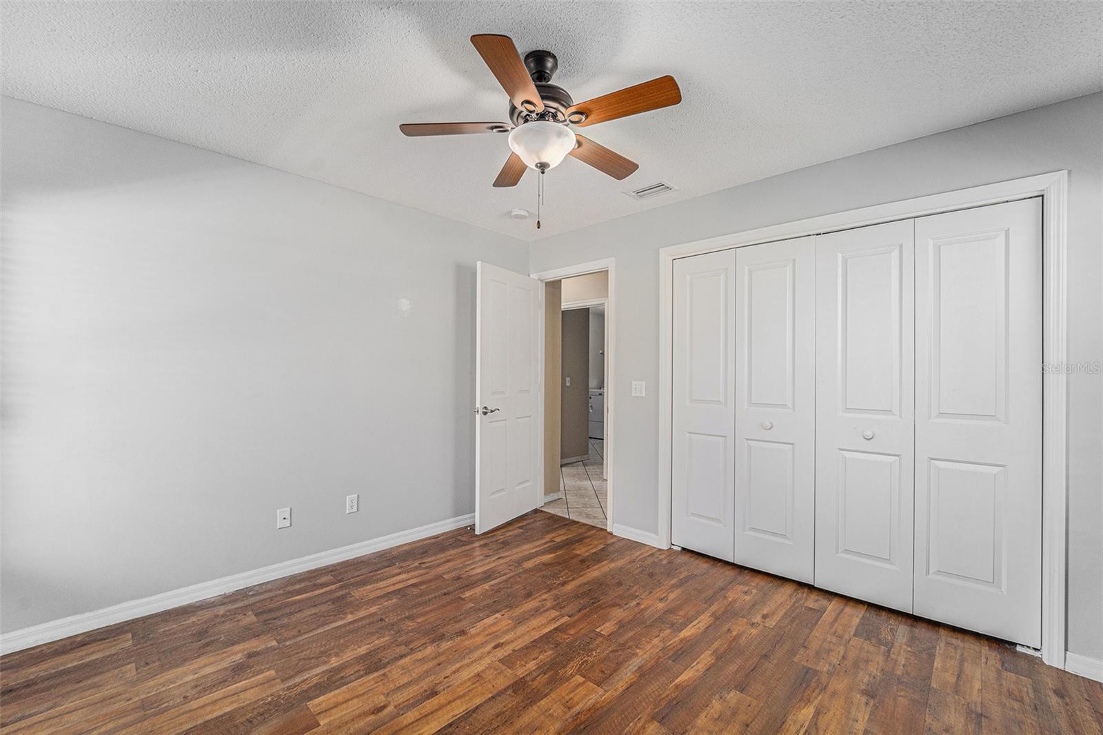 Image 30 of 35 For 518 Cr 312