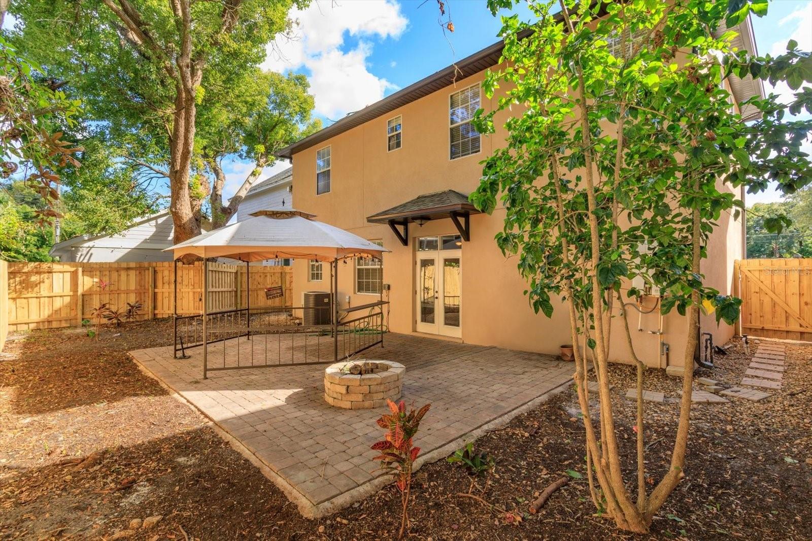 Image 23 of 24 For 41 Spruce Street