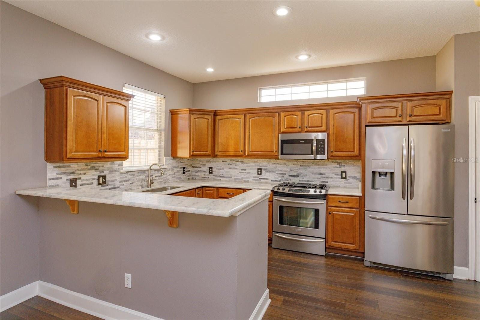 Image 9 of 24 For 41 Spruce Street