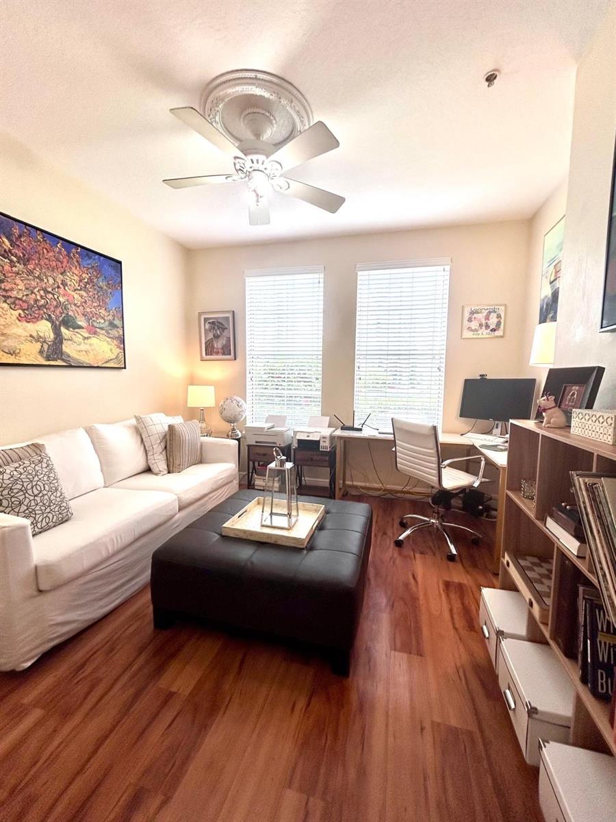 Image 14 of 25 For 8168 Boat Hook Loop 107