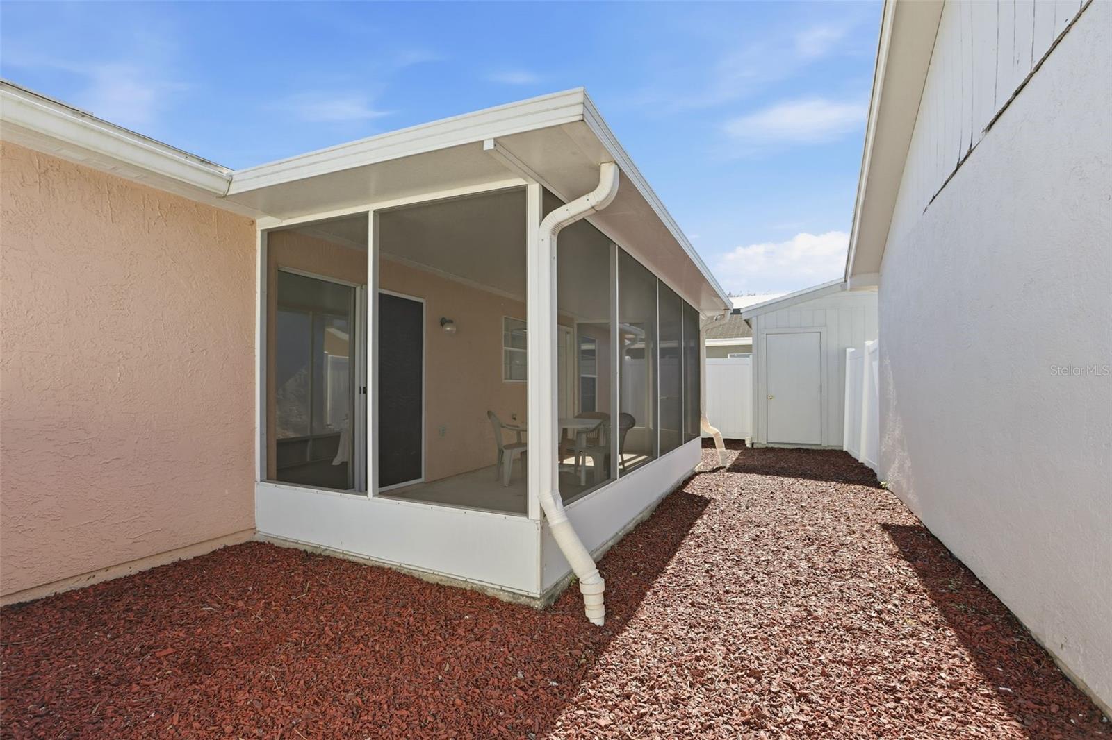 Image 29 of 35 For 270 San Gabriel Street