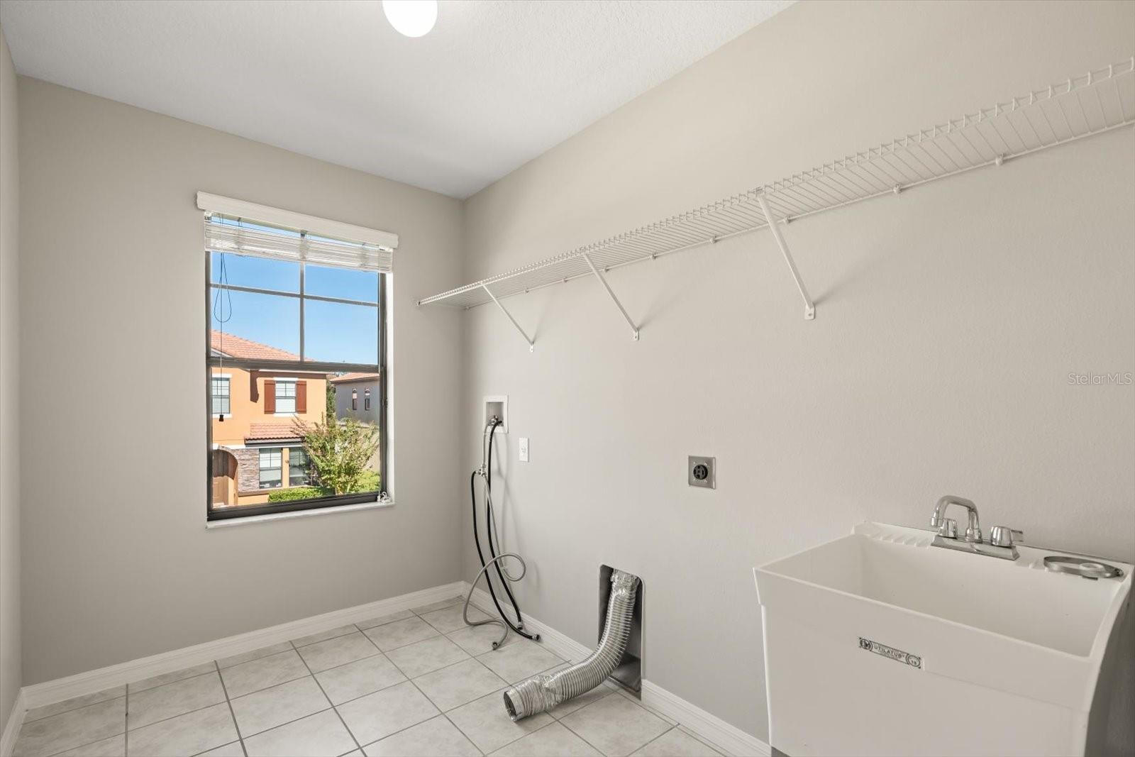 Image 32 of 45 For 293 Horsemint Lane