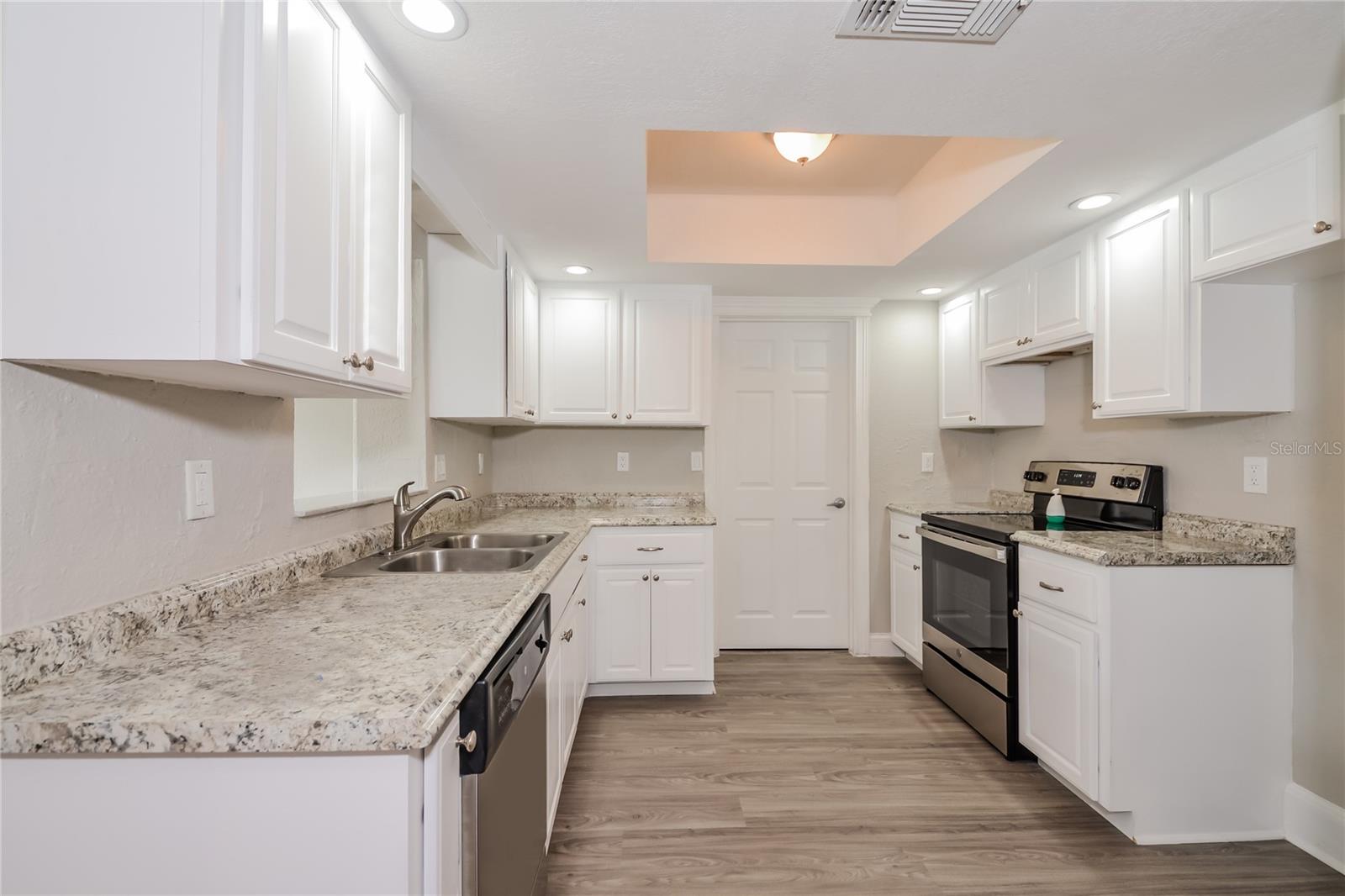 Image 7 of 16 For 4820 Camus Street