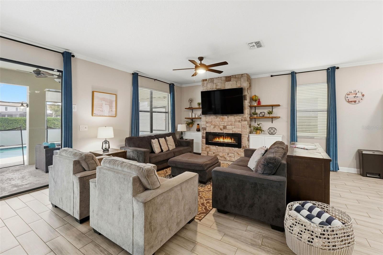 Image 13 of 59 For 1408 Moon Valley Drive