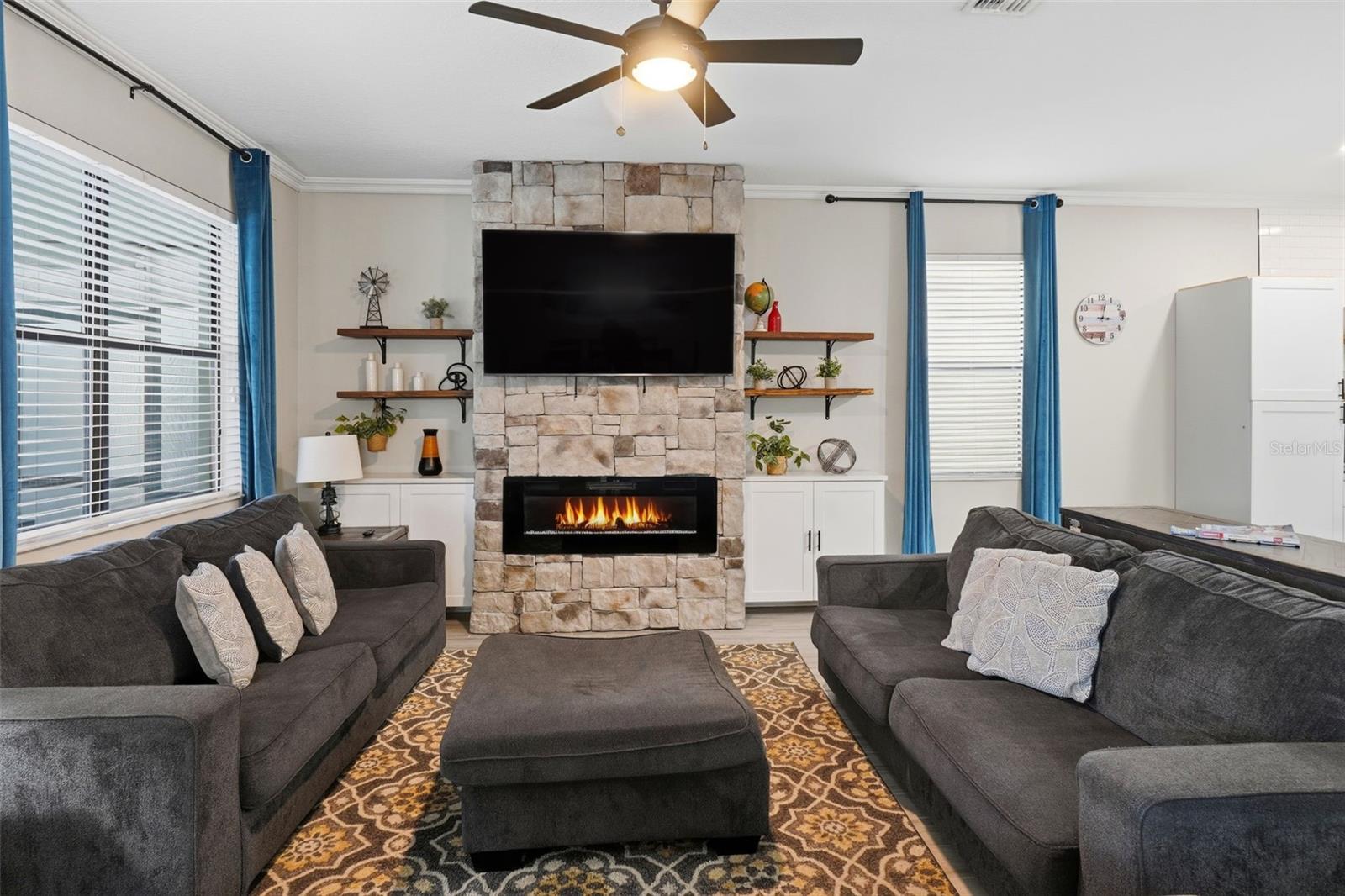 Image 14 of 59 For 1408 Moon Valley Drive